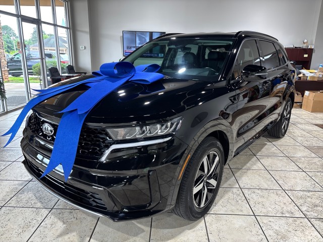 Vehicle image 5 of 33