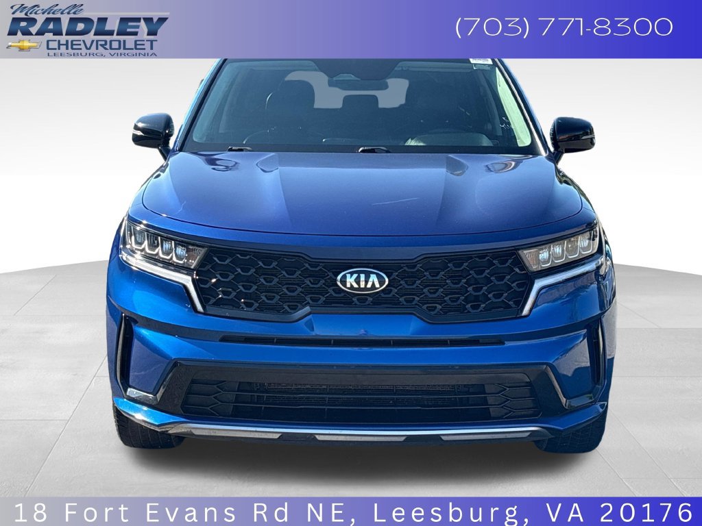 2021 Kia Sorento S Image 2 of 24