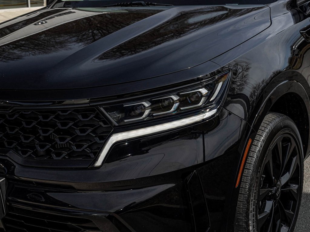 Vehicle image 6 of 38