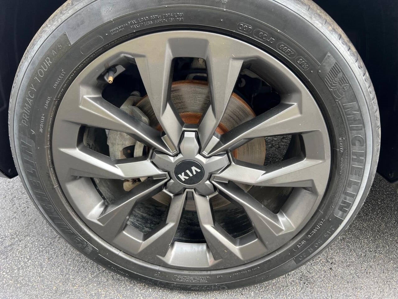 Vehicle image 31 of 55