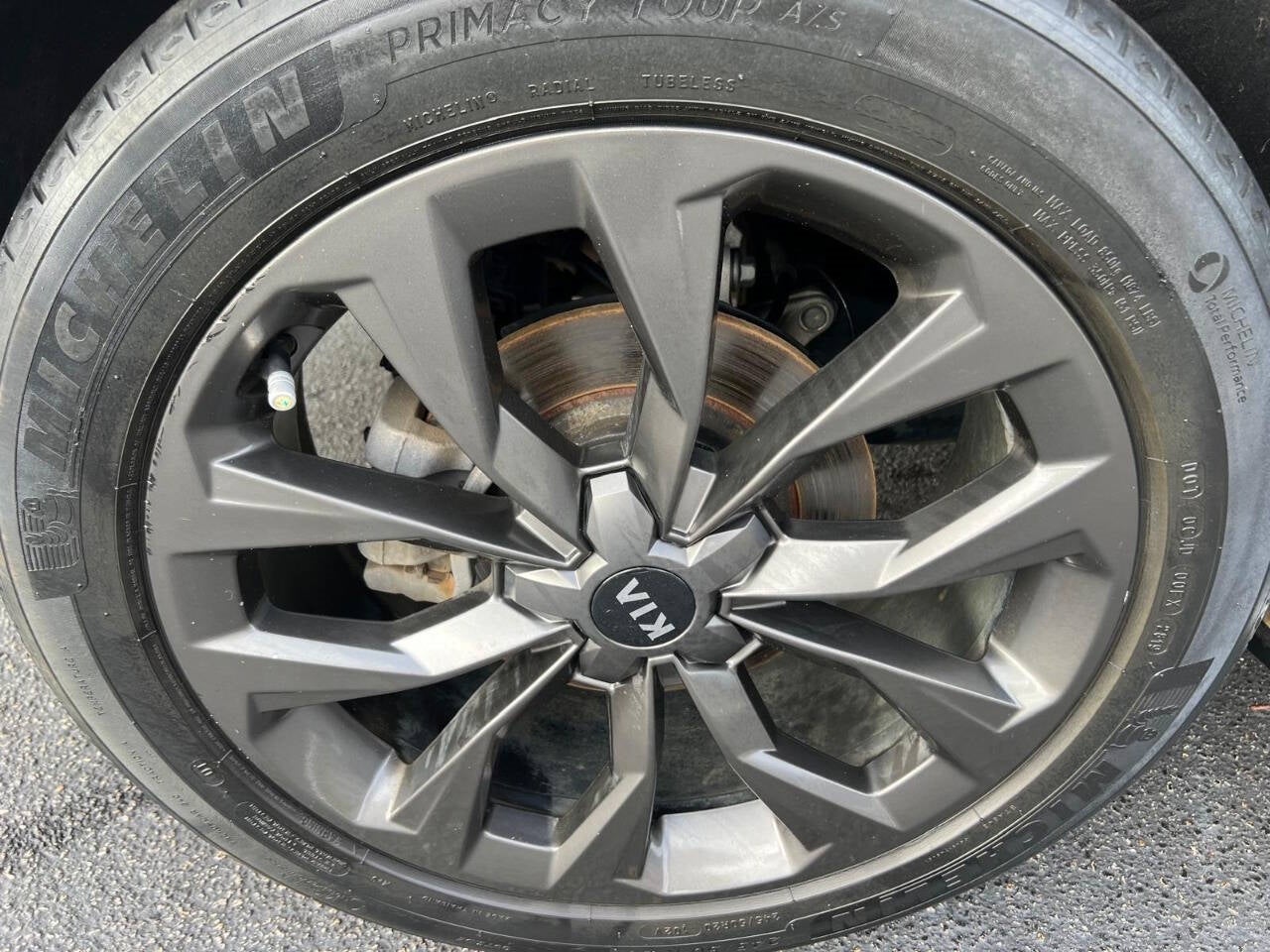 Vehicle image 24 of 55