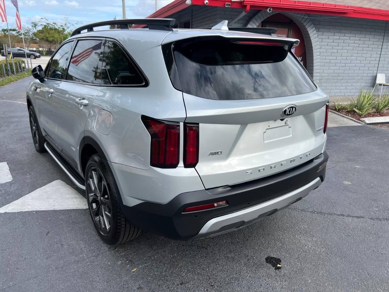 Vehicle image 6 of 55