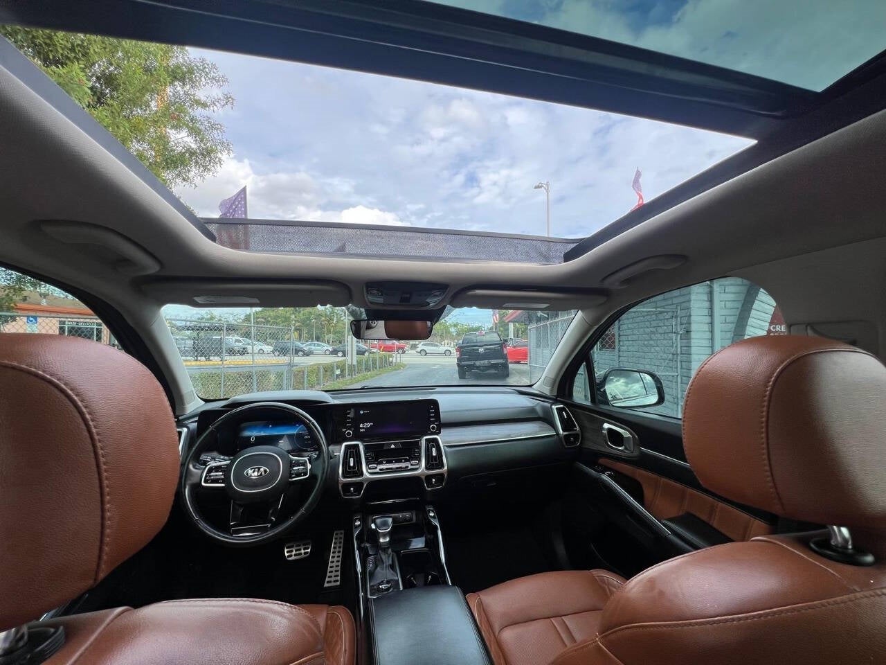 Vehicle image 13 of 55