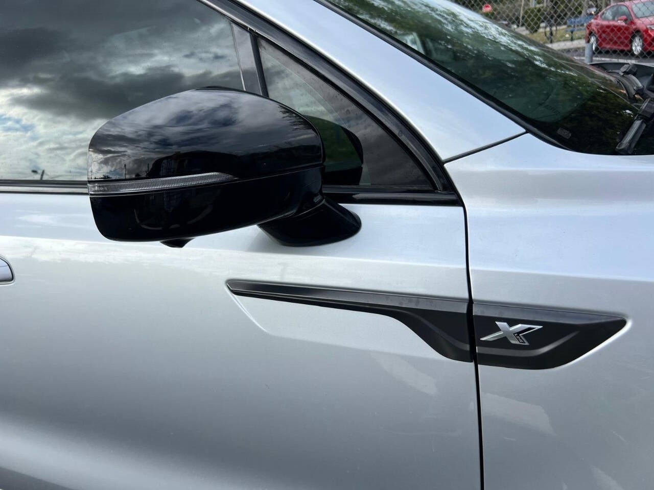 Vehicle image 26 of 55