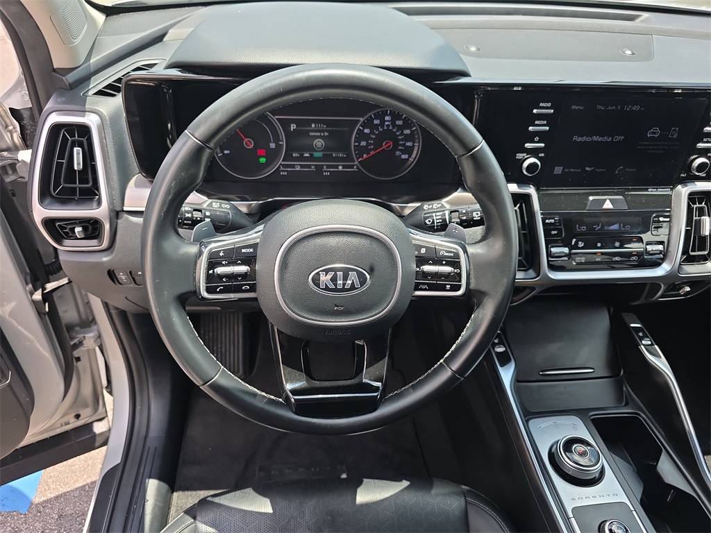 Vehicle image 9 of 31