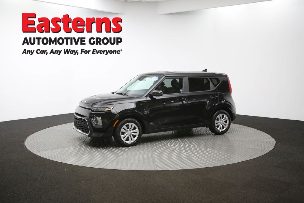 2021 Kia Soul LX Image 6 of 62