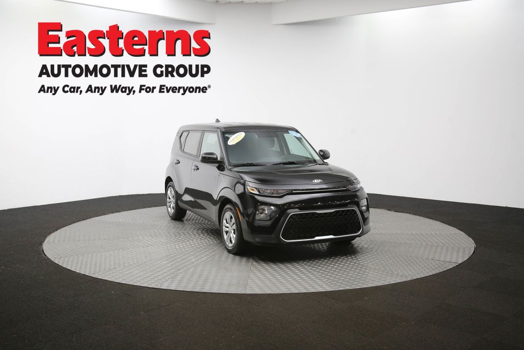 2021 Kia Soul LX Image 11 of 62
