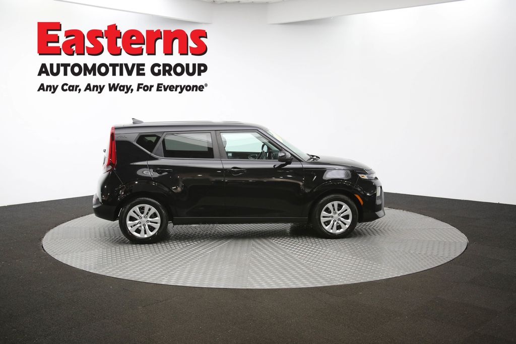2021 Kia Soul LX Image 18 of 62