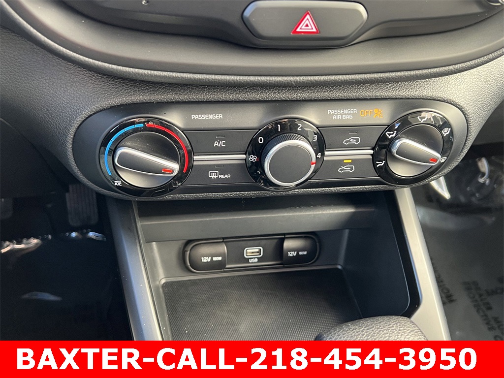 Vehicle image 22 of 28