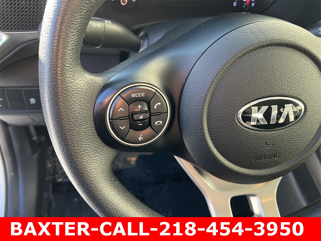 Vehicle image 18 of 28