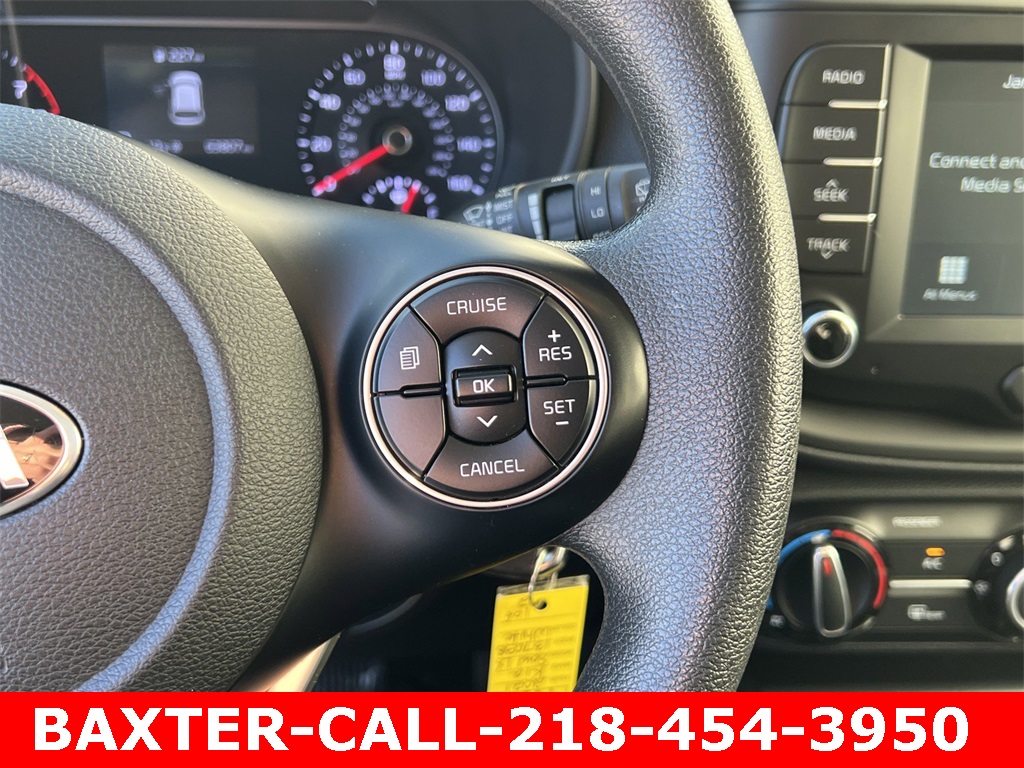 Vehicle image 19 of 28