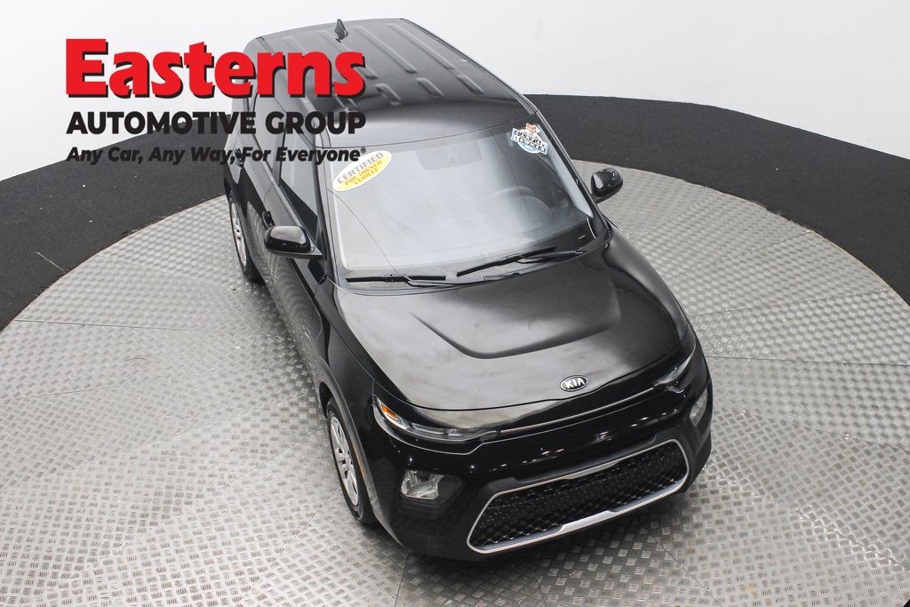 Vehicle image 15 of 60