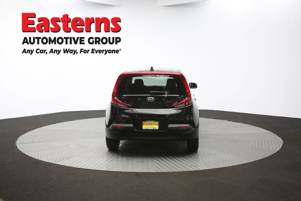 Vehicle image 26 of 60