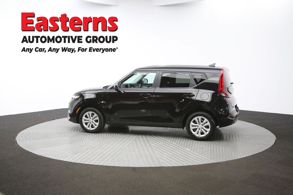 Vehicle image 31 of 60