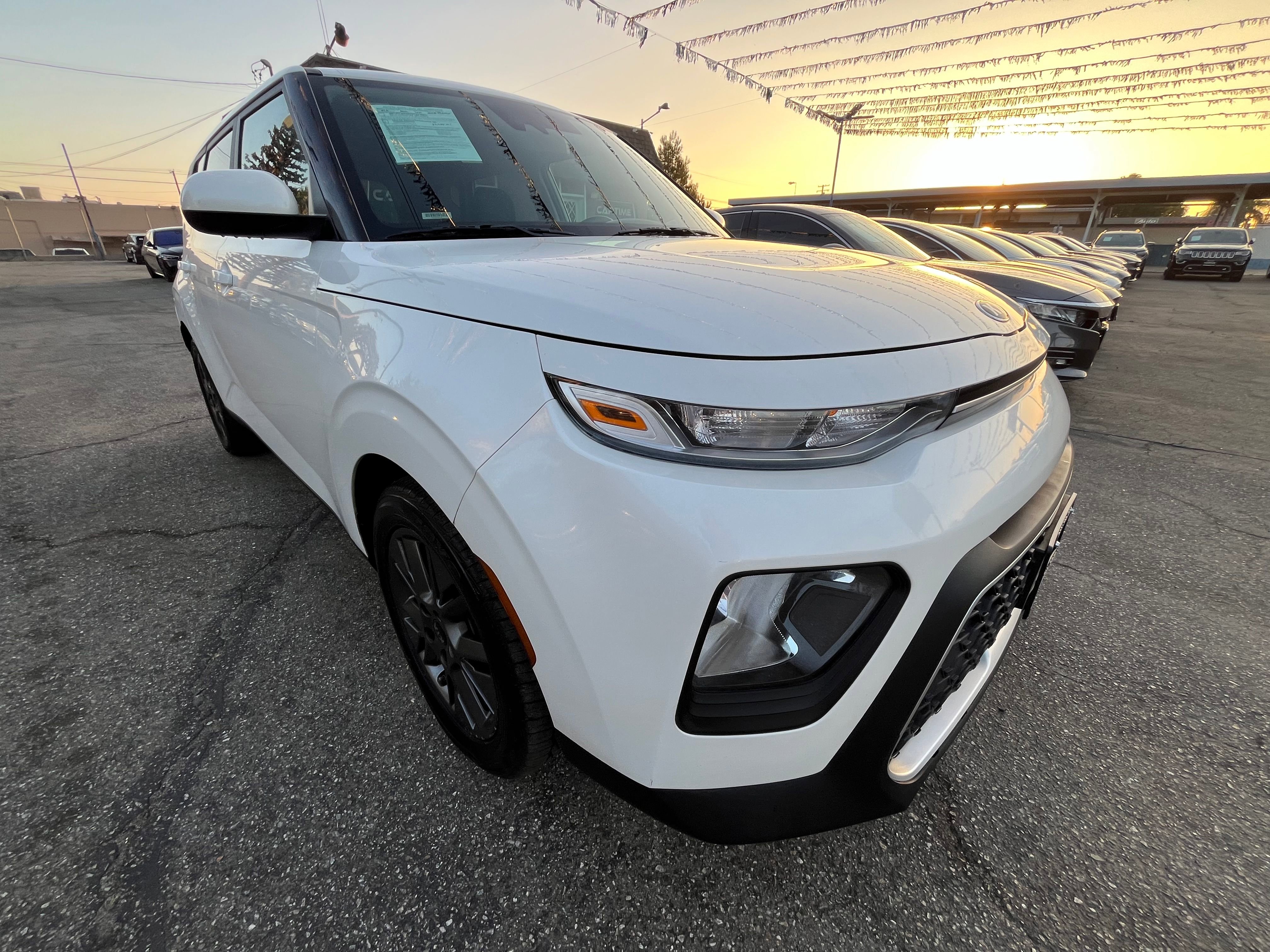Vehicle image 12 of 59