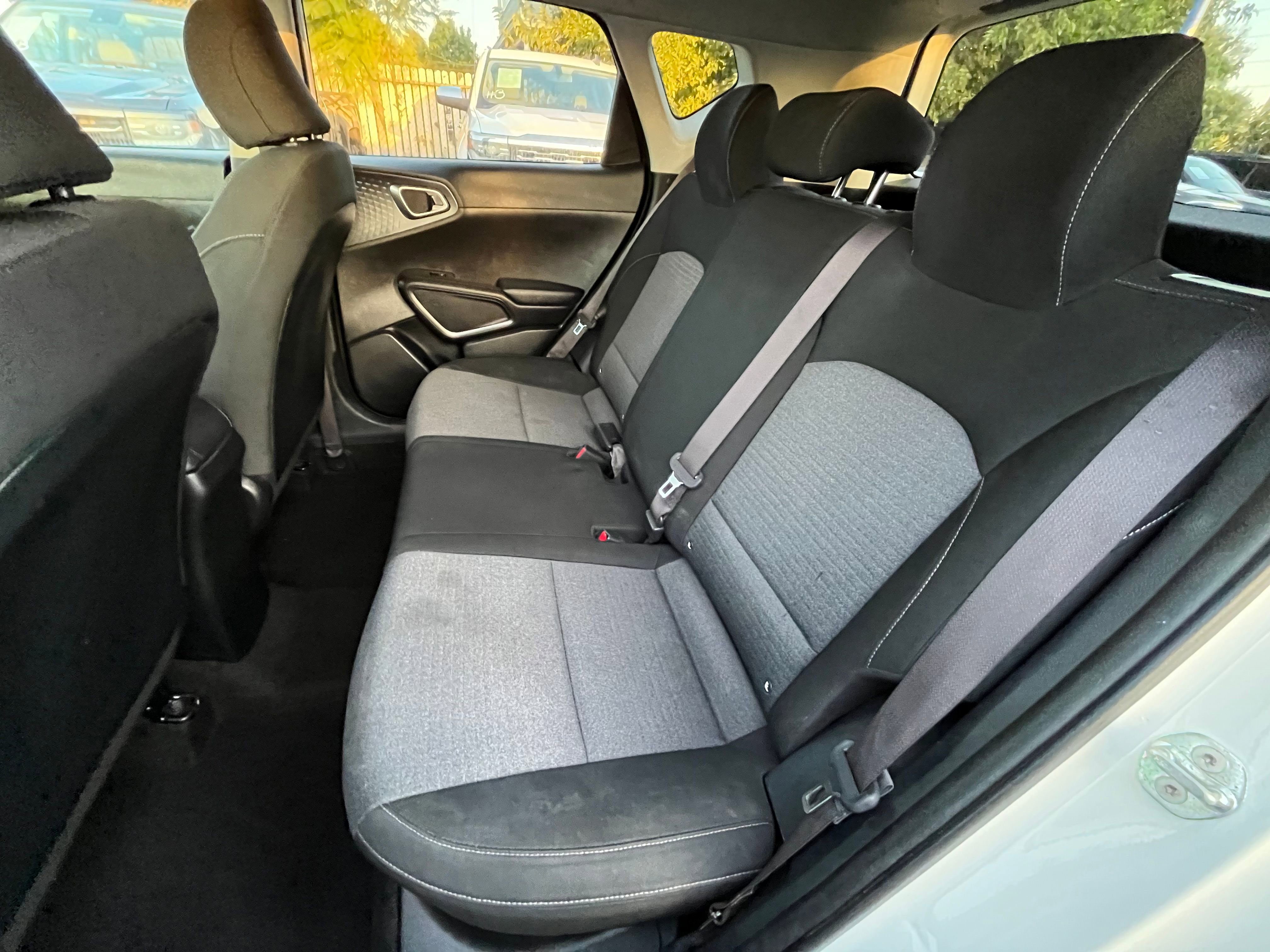 Vehicle image 26 of 59