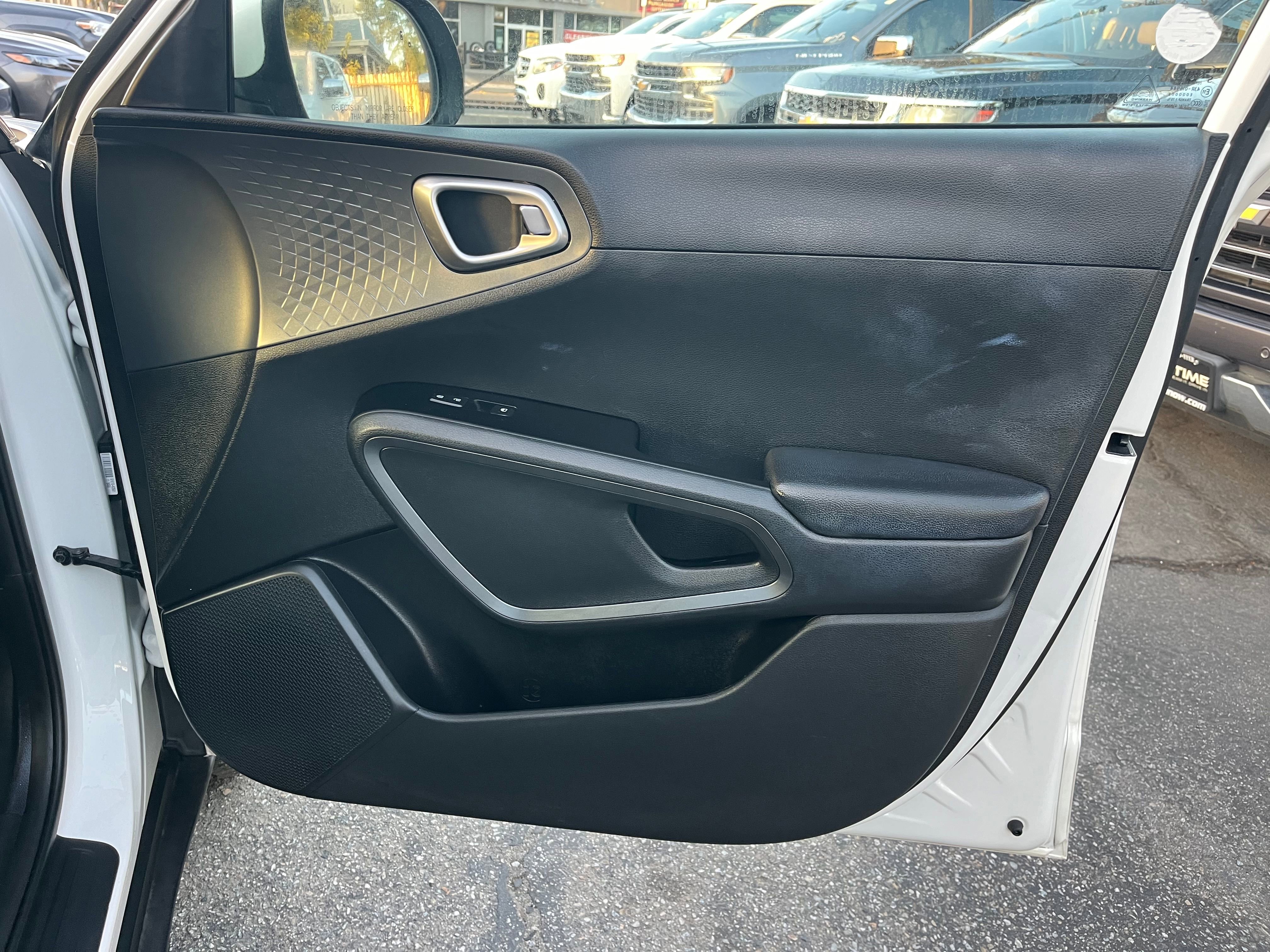 Vehicle image 46 of 59