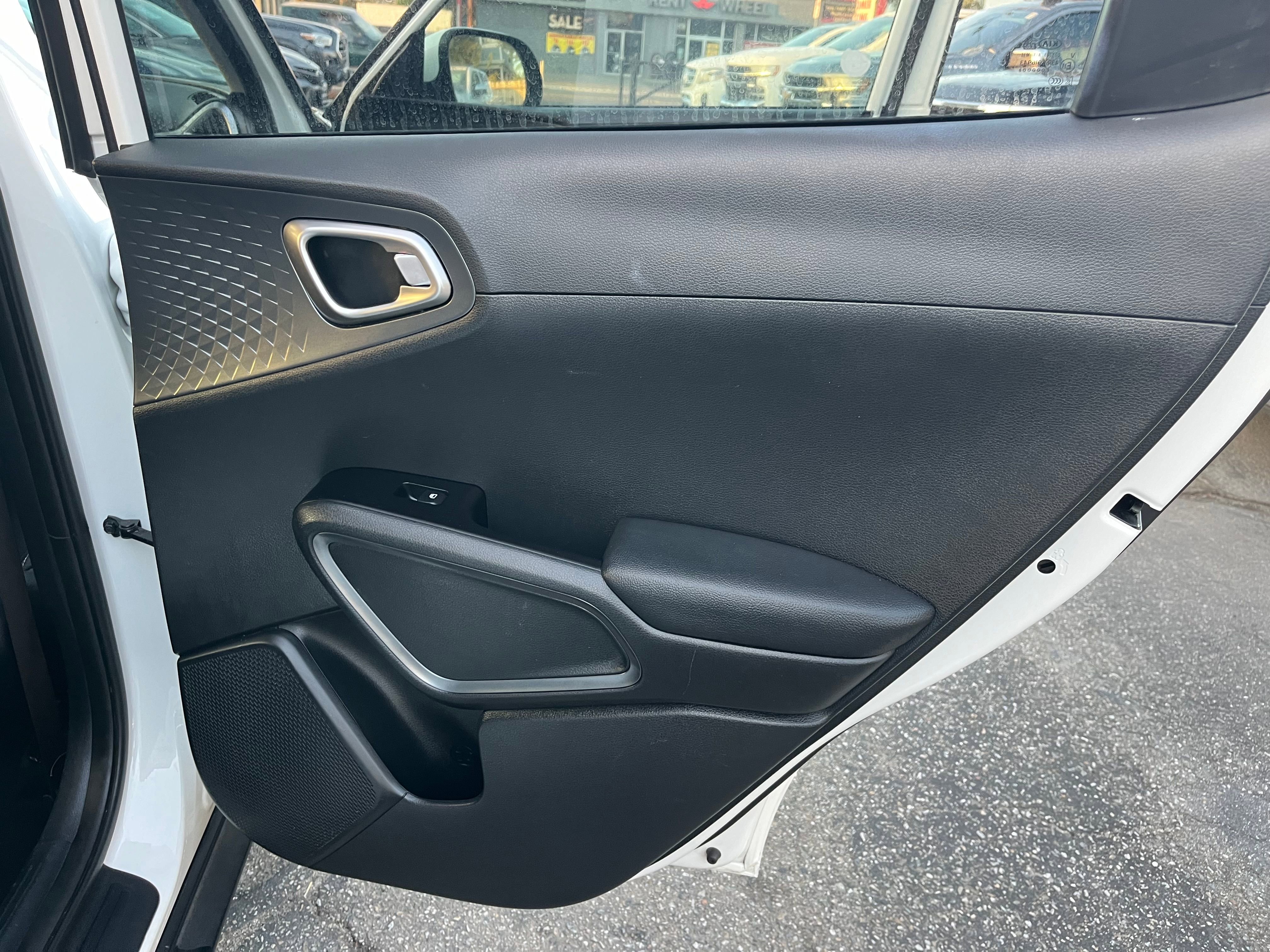 Vehicle image 55 of 59