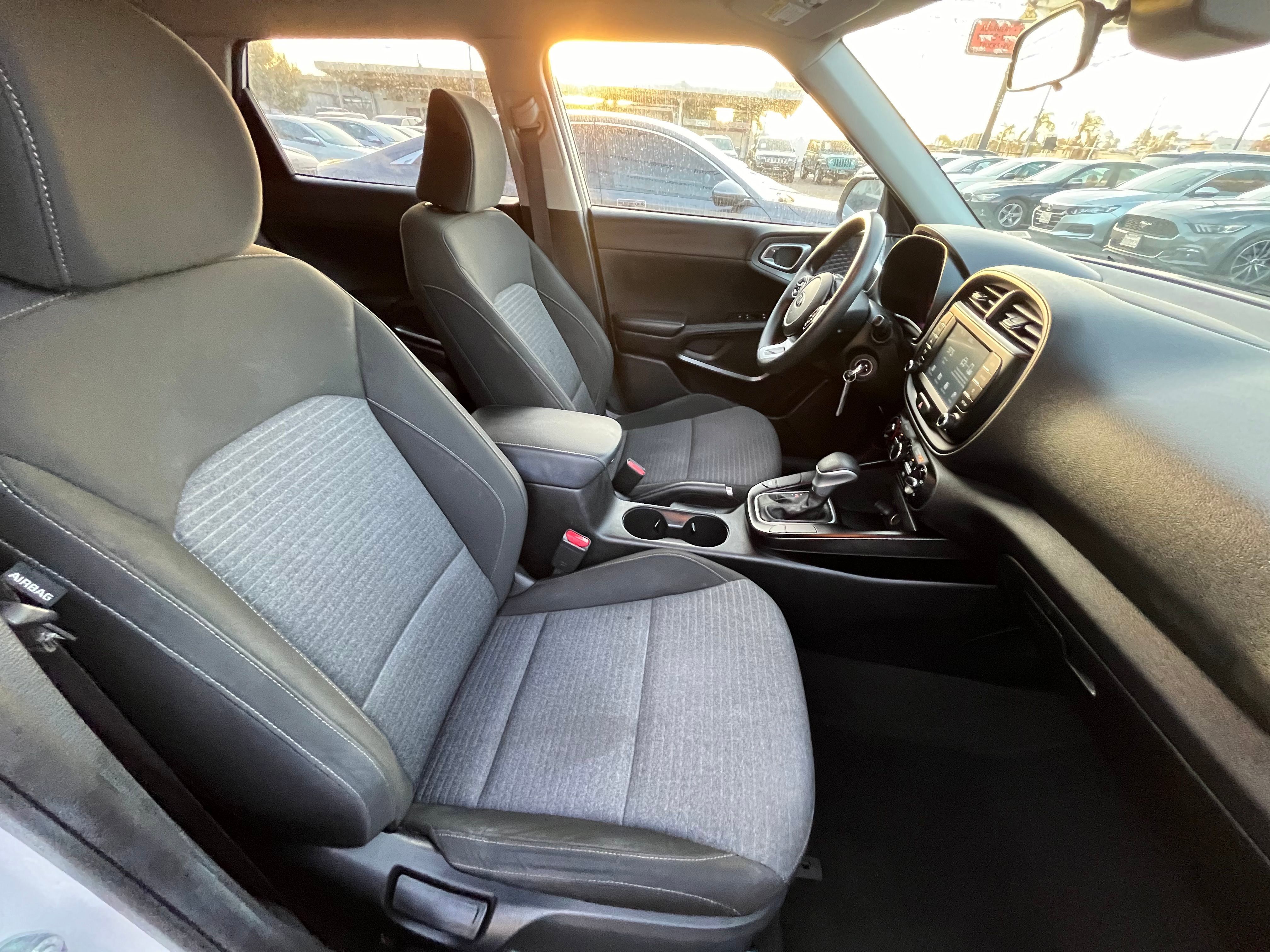 Vehicle image 47 of 59