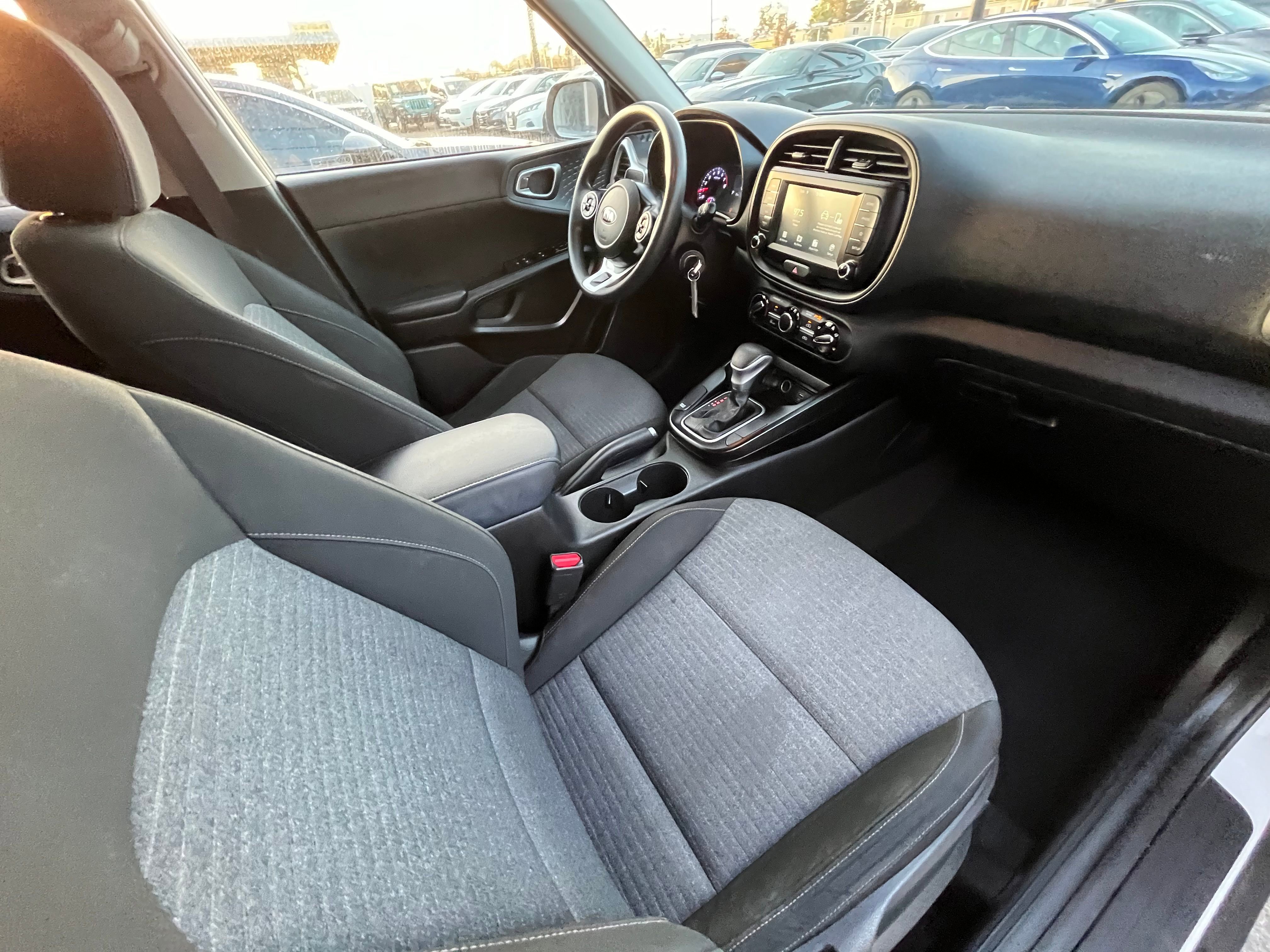 Vehicle image 48 of 59