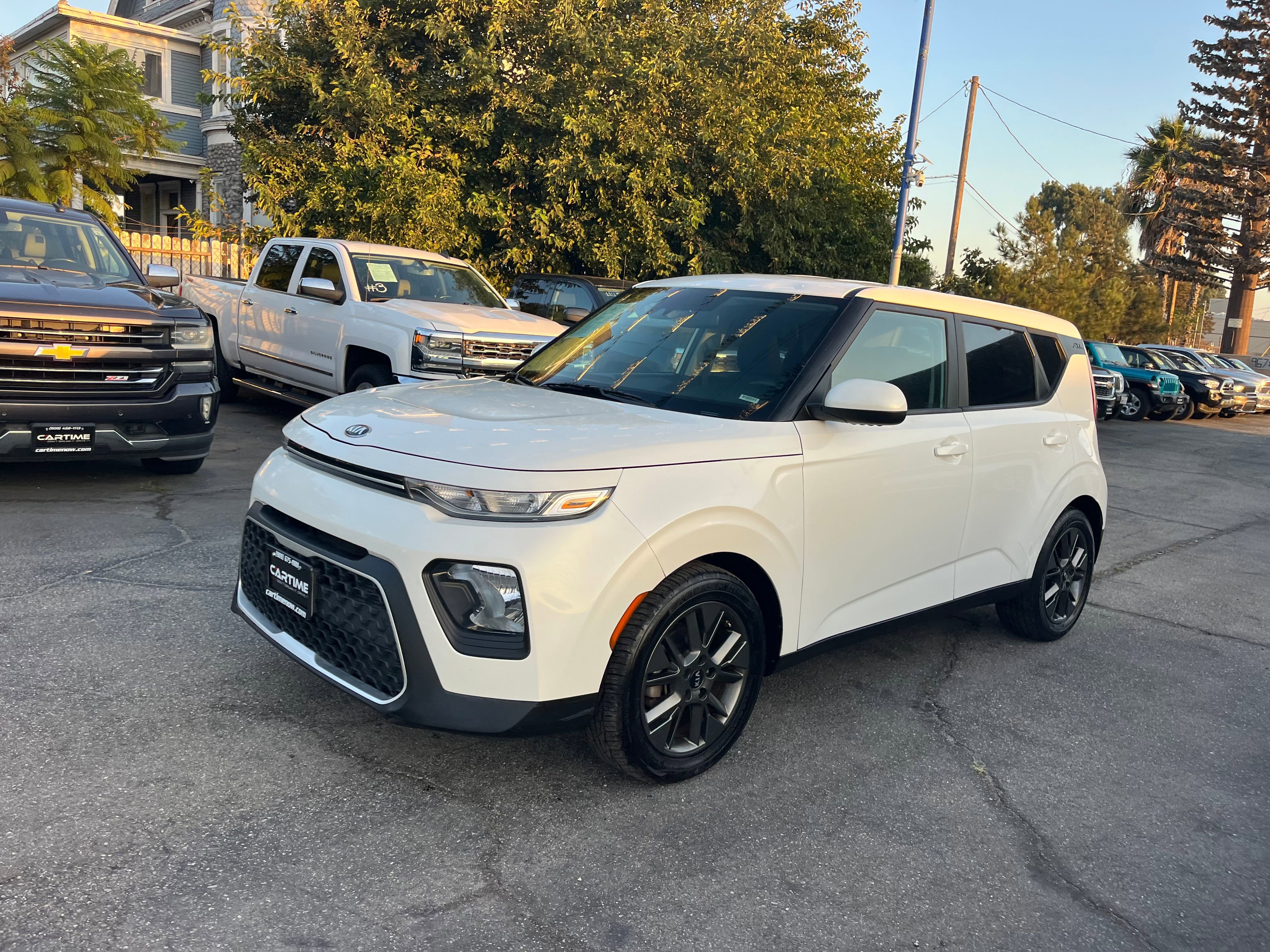 Vehicle image 1 of 59