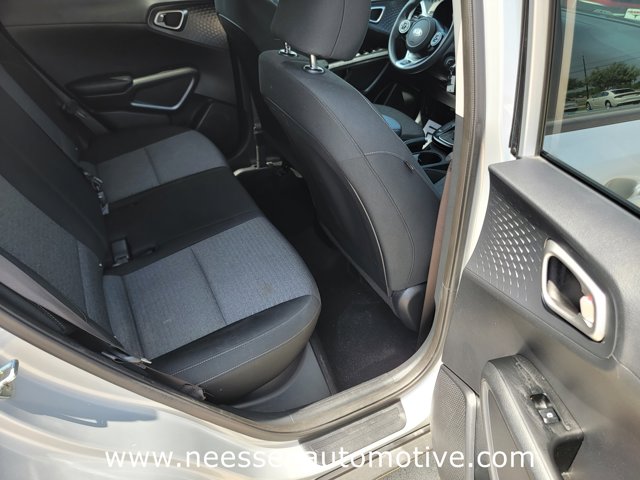 Vehicle image 12 of 37