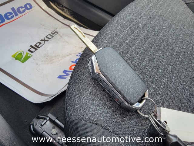 Vehicle image 31 of 37