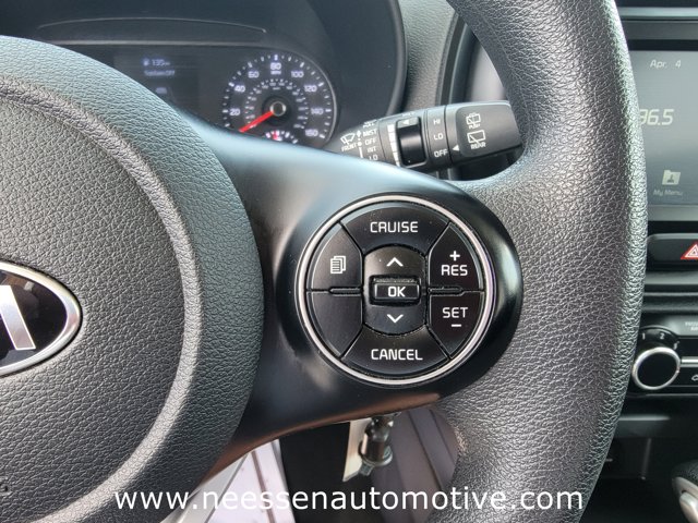 Vehicle image 22 of 37