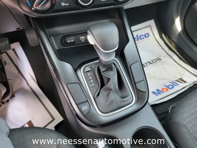 Vehicle image 29 of 37