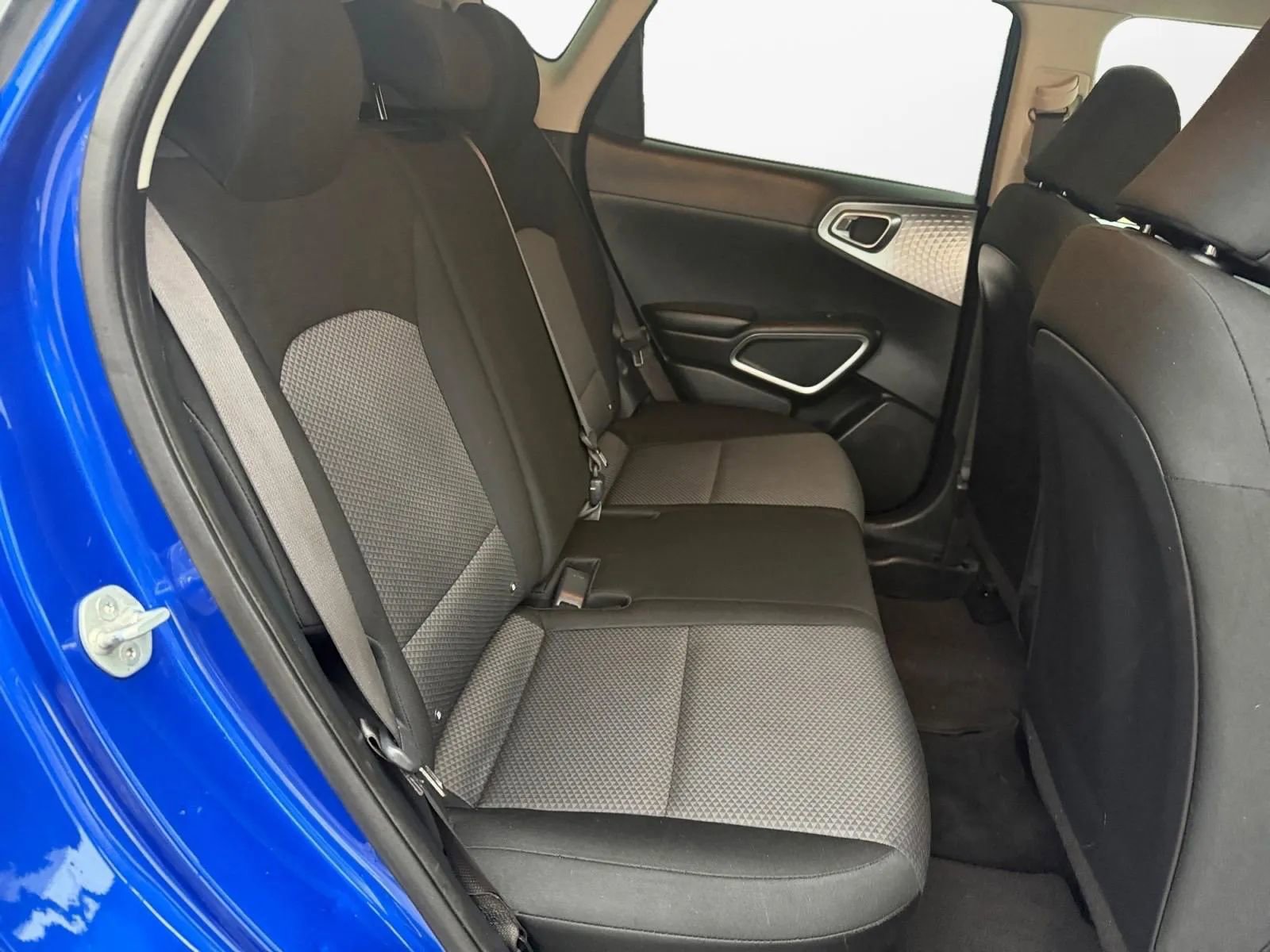 2021 Kia Soul X-Line Image 15 of 27