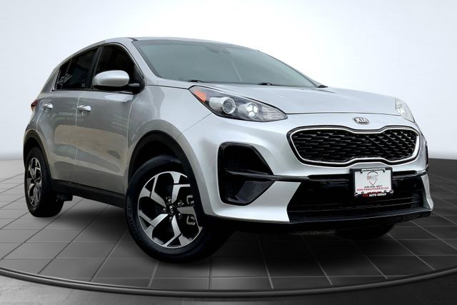 2021 Kia Sportage LX Image 3 of 35