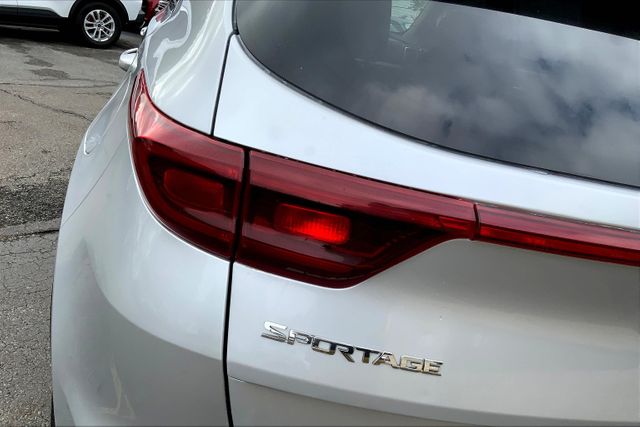 2021 Kia Sportage LX Image 31 of 35