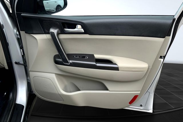 2021 Kia Sportage LX Image 32 of 35