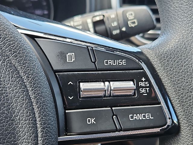 Vehicle image 20 of 30