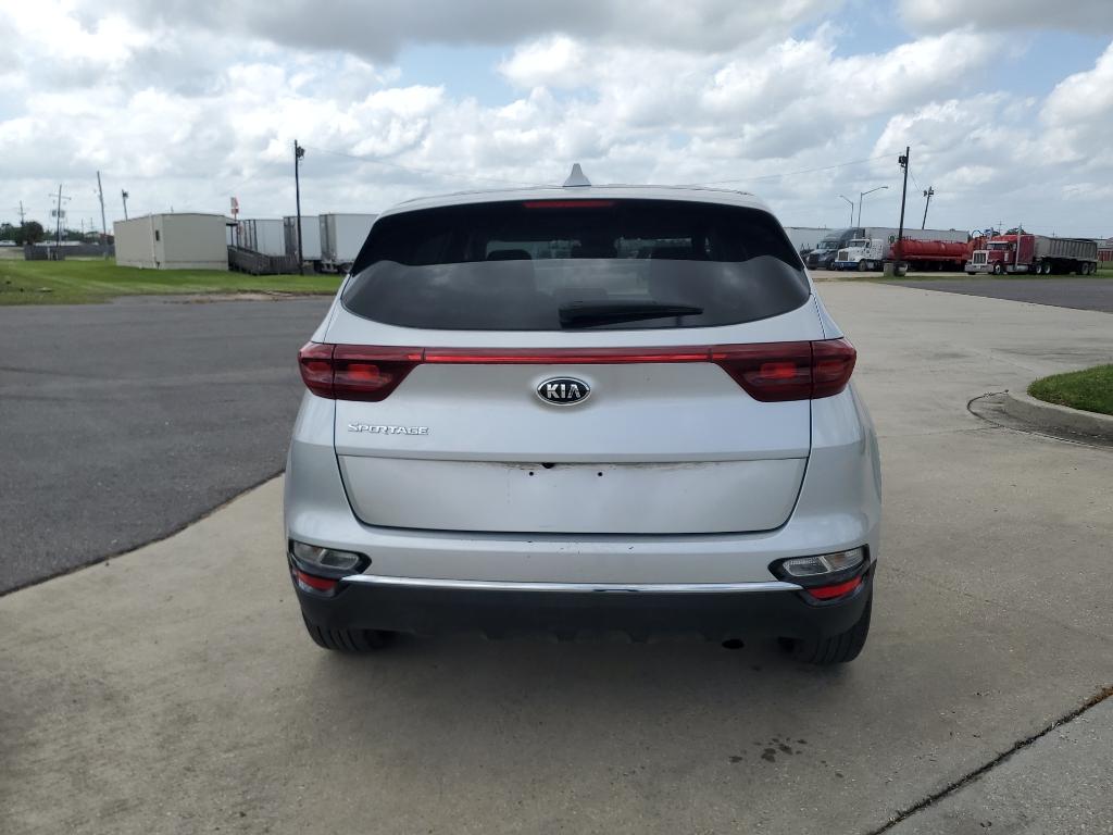 Vehicle image 4 of 14