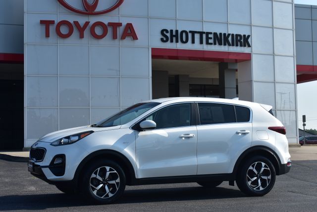2021 Kia Sportage LX Image 1 of 31