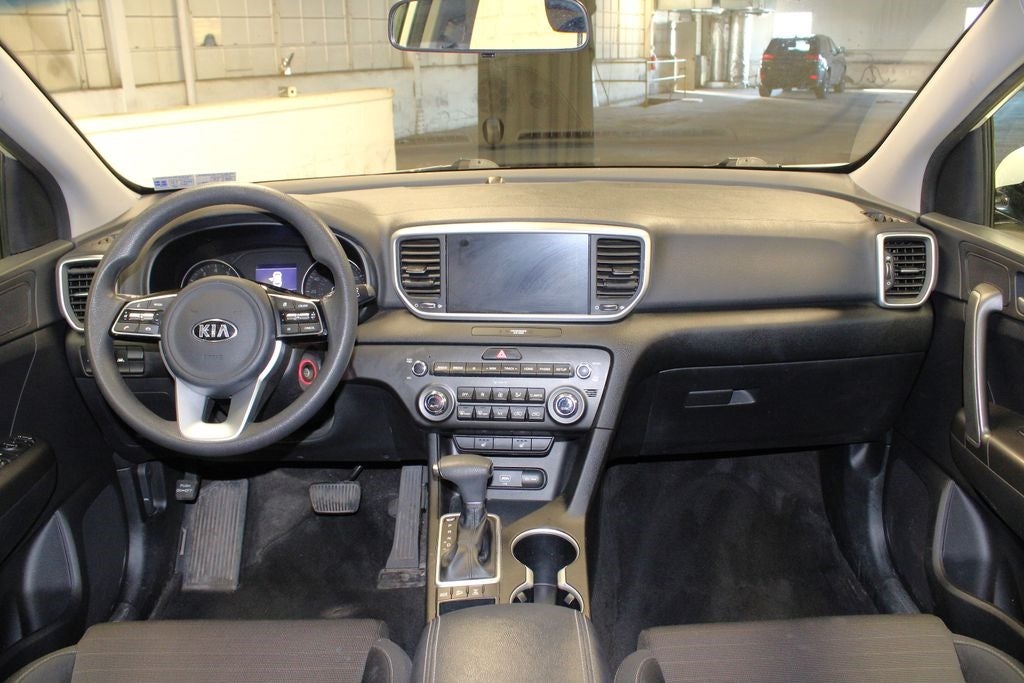 Vehicle image 13 of 58