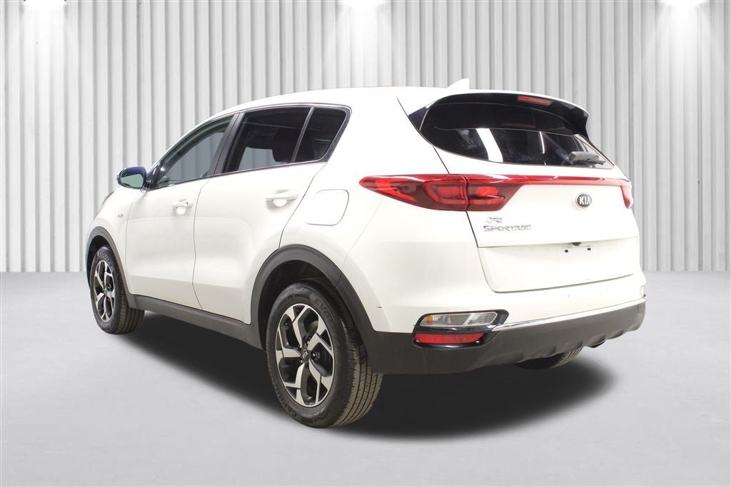 Vehicle image 8 of 58