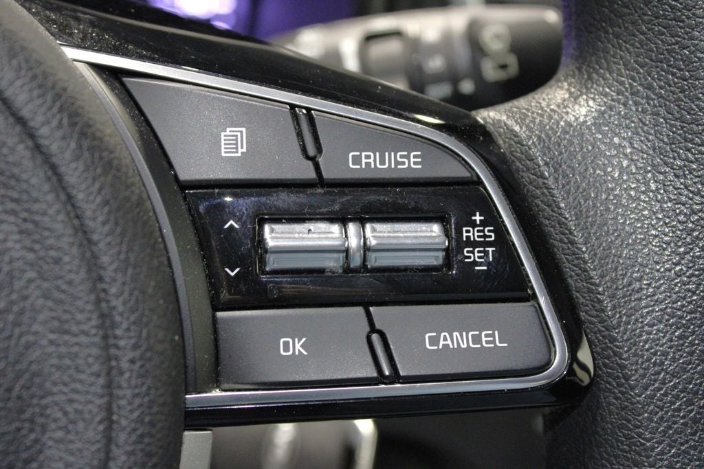Vehicle image 19 of 58