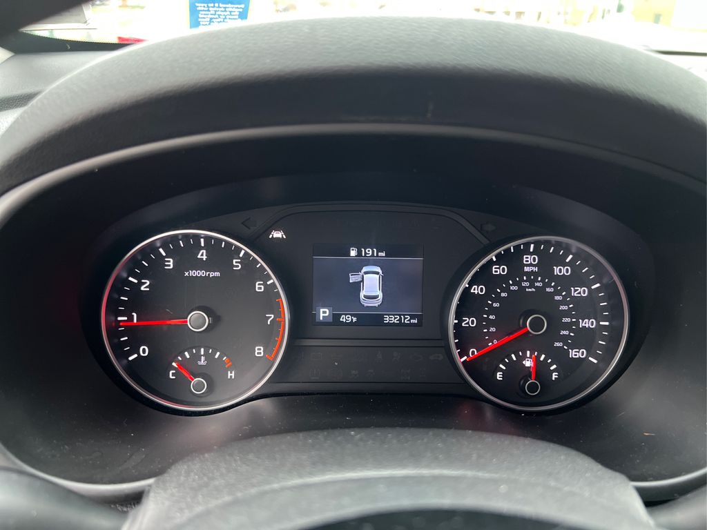 Vehicle image 20 of 36