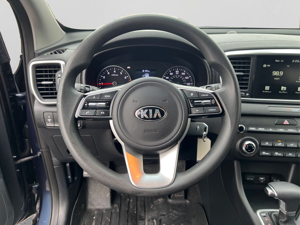 Vehicle image 23 of 36
