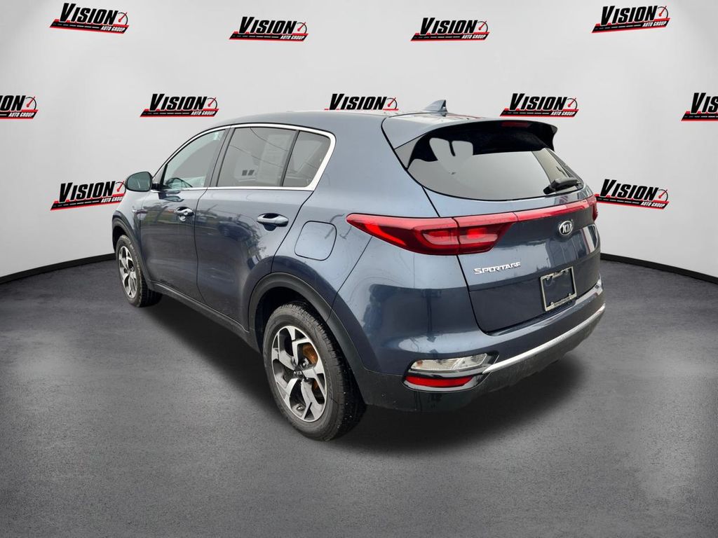 Vehicle image 8 of 36