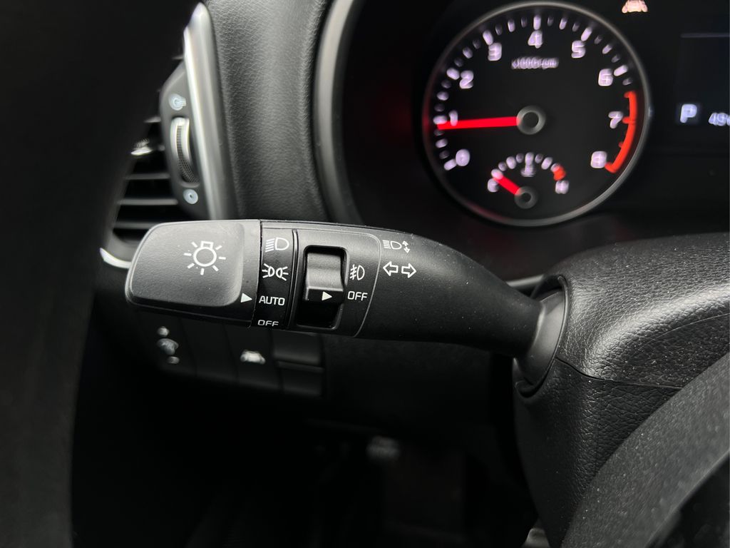 Vehicle image 24 of 36