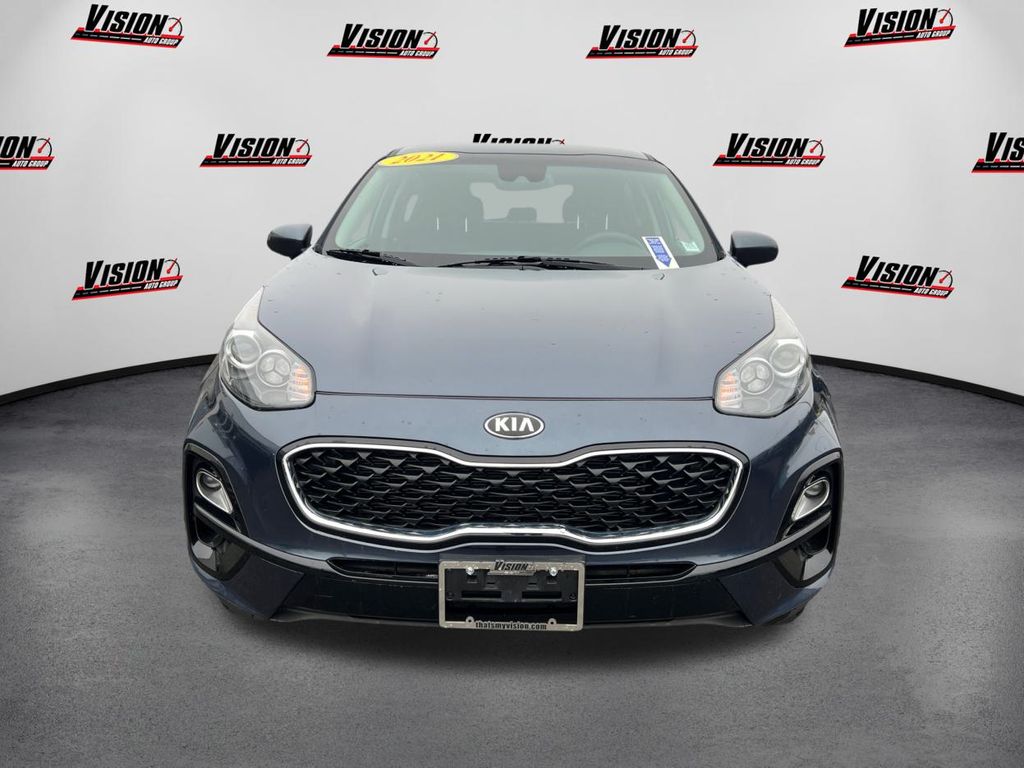 Vehicle image 4 of 36