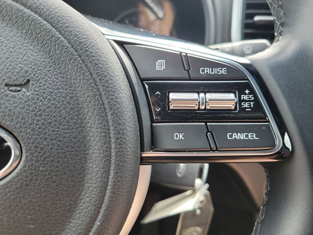Vehicle image 21 of 30