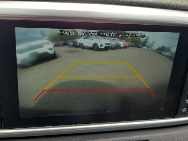 Vehicle image 17 of 30