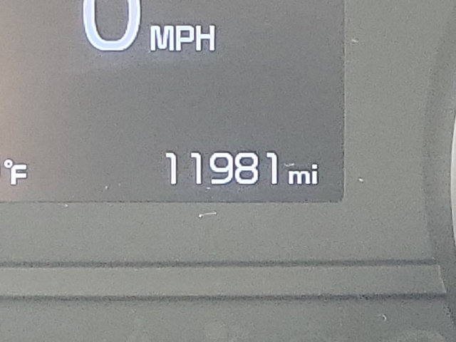 Vehicle image 19 of 30
