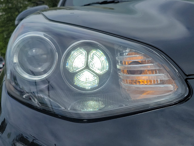 Vehicle image 9 of 30