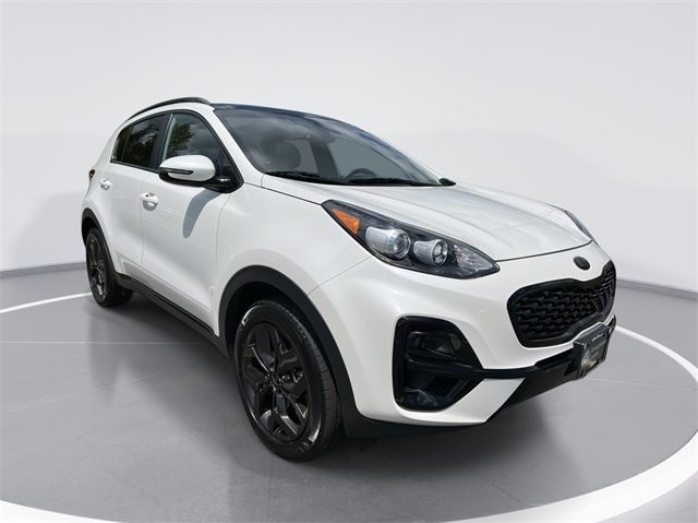 Vehicle image 3 of 25