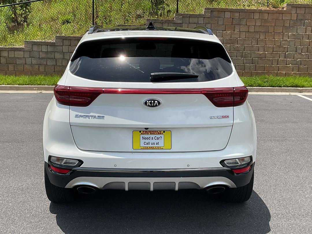 Vehicle image 6 of 24